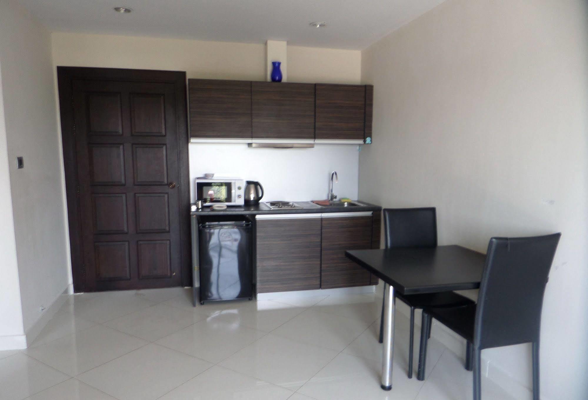 Park Lane Resort By West Joint Venture Jomtien Beach Dış mekan fotoğraf